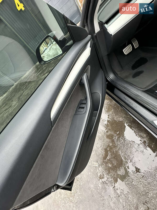 Седан Tesla Model 3 2021 в Киеве фото 9 Седан Tesla Model 3 2021 в Киеве