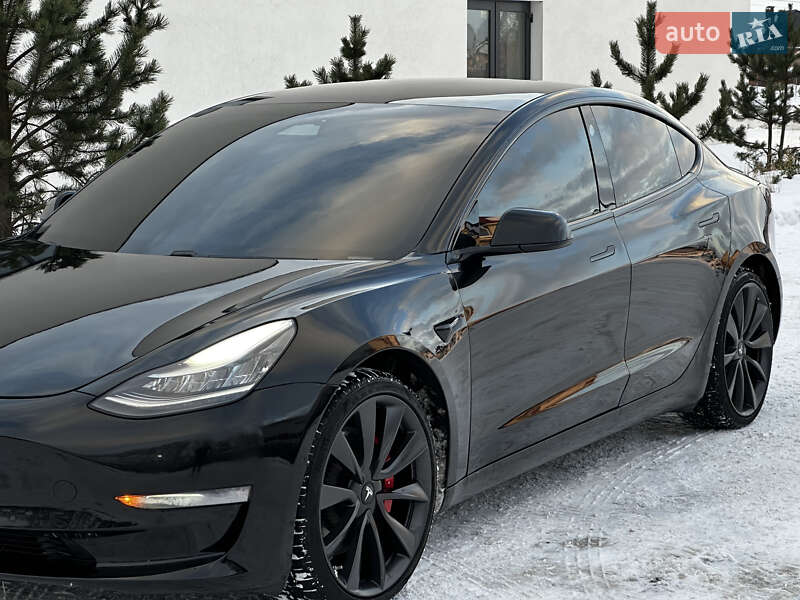 Седан Tesla Model 3 2019 в Луцке фото 10 Седан Tesla Model 3 2019 в Луцке
