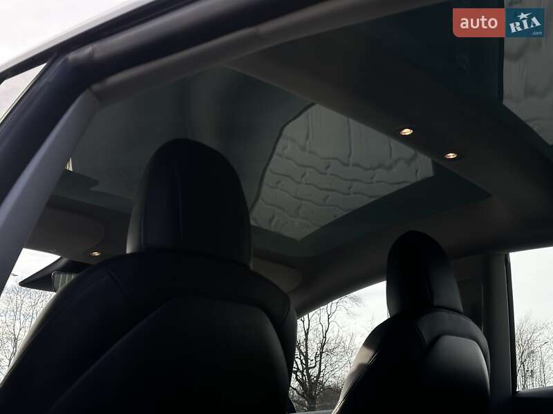 Седан Tesla Model 3 2022 в Львові фото 30 Седан Tesla Model 3 2022 в Львові