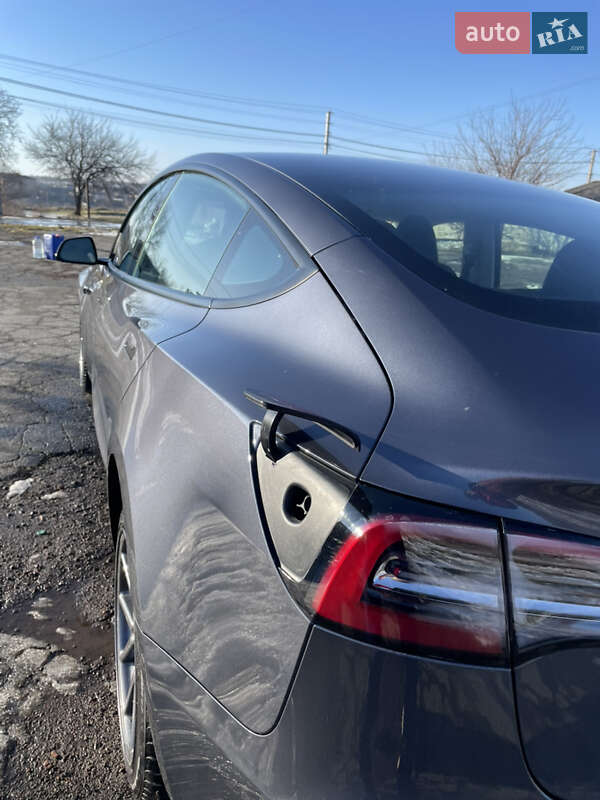 Седан Tesla Model 3 2023 в Благовещенском фото 11 Седан Tesla Model 3 2023 в Благовещенском