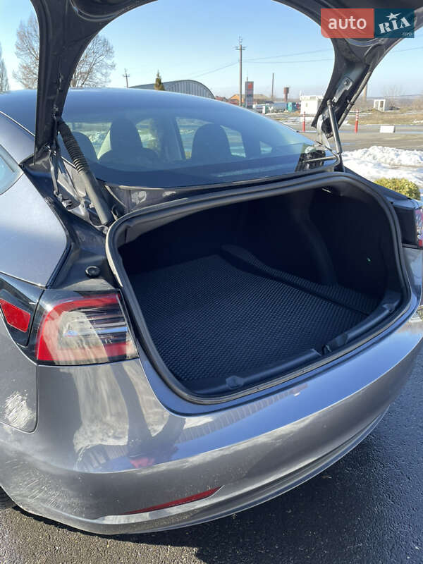Седан Tesla Model 3 2023 в Благовещенском фото 36 Седан Tesla Model 3 2023 в Благовещенском