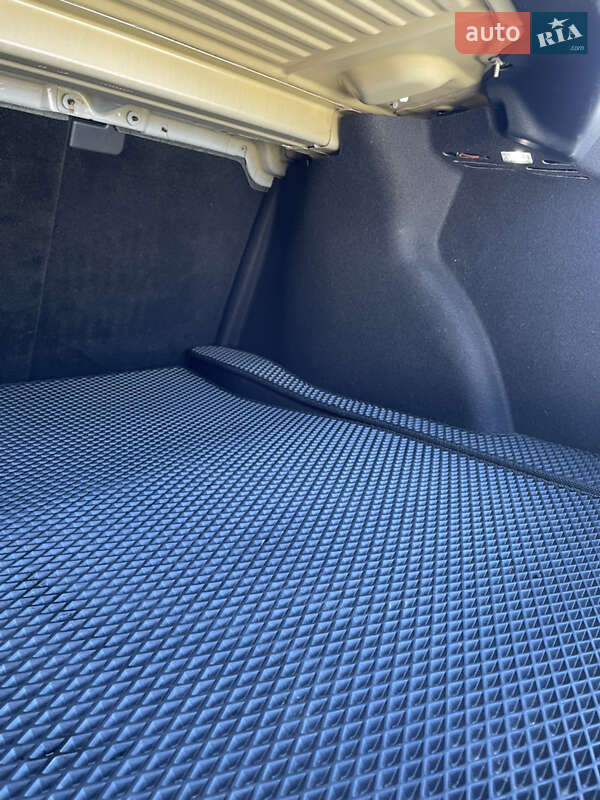 Седан Tesla Model 3 2023 в Благовещенском фото 80 Седан Tesla Model 3 2023 в Благовещенском