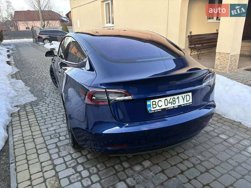Седан Tesla Model 3 2018 в Львові фото 5 Седан Tesla Model 3 2018 в Львові