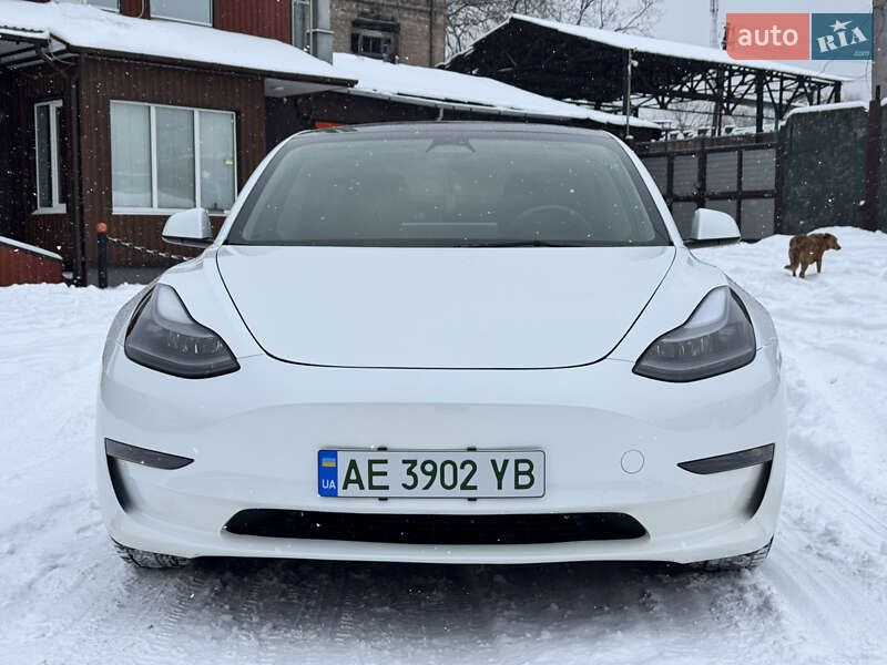 Седан Tesla Model 3 2023 в Дніпрі фото 3 Седан Tesla Model 3 2023 в Дніпрі