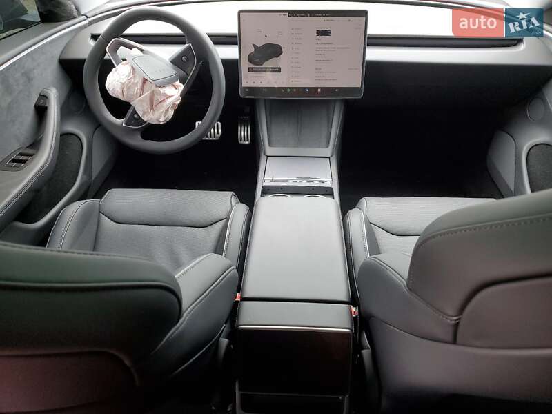 Седан Tesla Model 3 2025 в Киеве фото 8 Седан Tesla Model 3 2025 в Киеве