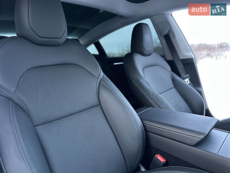 Седан Tesla Model 3 2024 в Тернополі фото 19 Седан Tesla Model 3 2024 в Тернополі