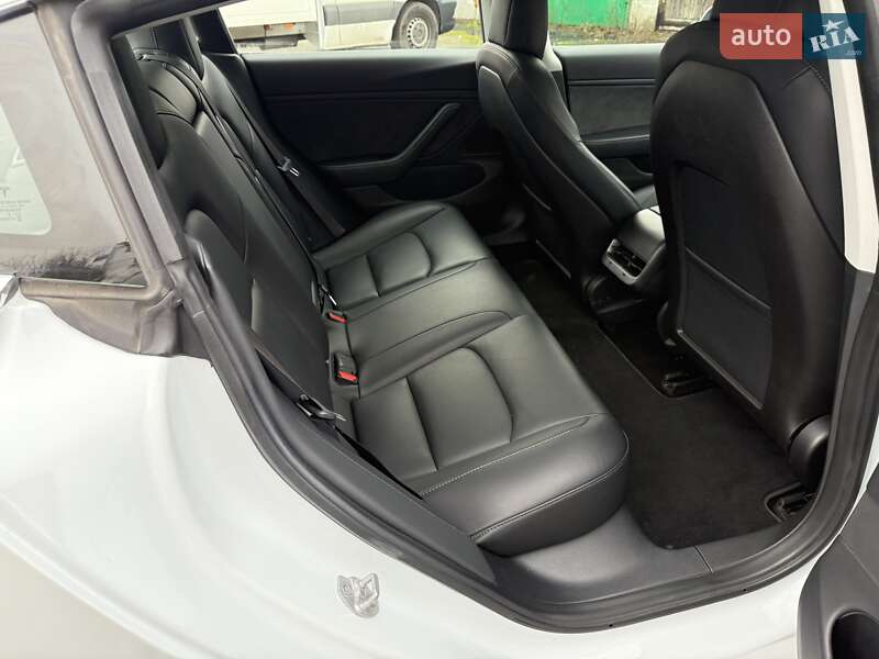 Седан Tesla Model 3 2018 в Києві фото 12 Седан Tesla Model 3 2018 в Києві
