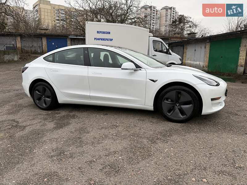 Седан Tesla Model 3 2018 в Києві фото 32 Седан Tesla Model 3 2018 в Києві