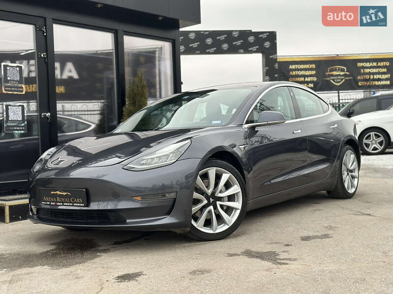 Седан Tesla Model 3 2018 в Харкові