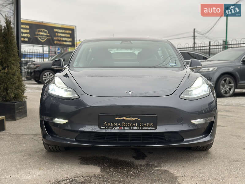 Седан Tesla Model 3 2018 в Харкові