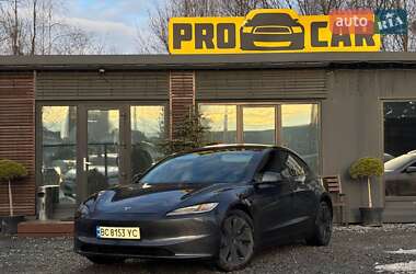 Седан Tesla Model 3 2024 в Львове