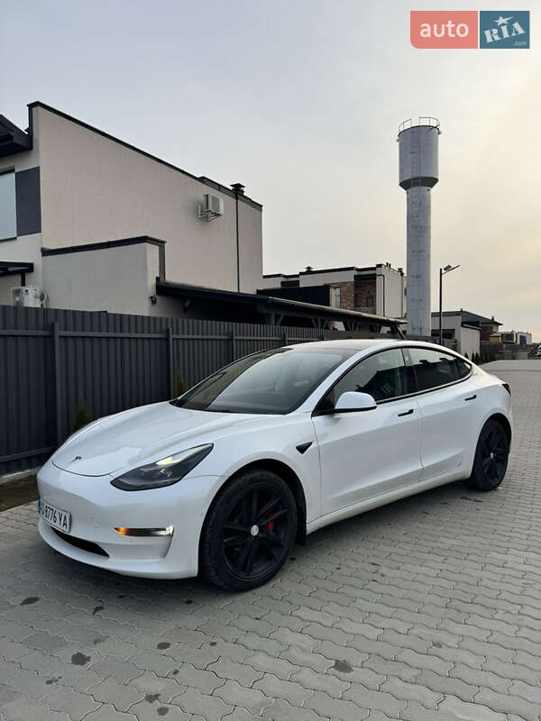 Седан Tesla Model 3 2021 в Ужгороді фото 2 Седан Tesla Model 3 2021 в Ужгороді
