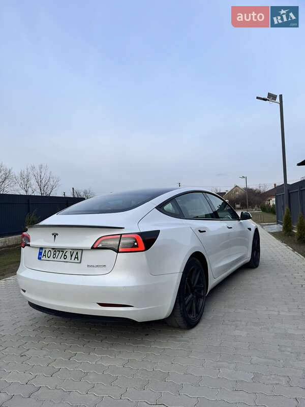 Седан Tesla Model 3 2021 в Ужгороді фото 6 Седан Tesla Model 3 2021 в Ужгороді