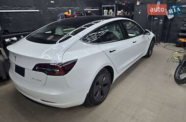 Седан Tesla Model 3 2021 в Києві