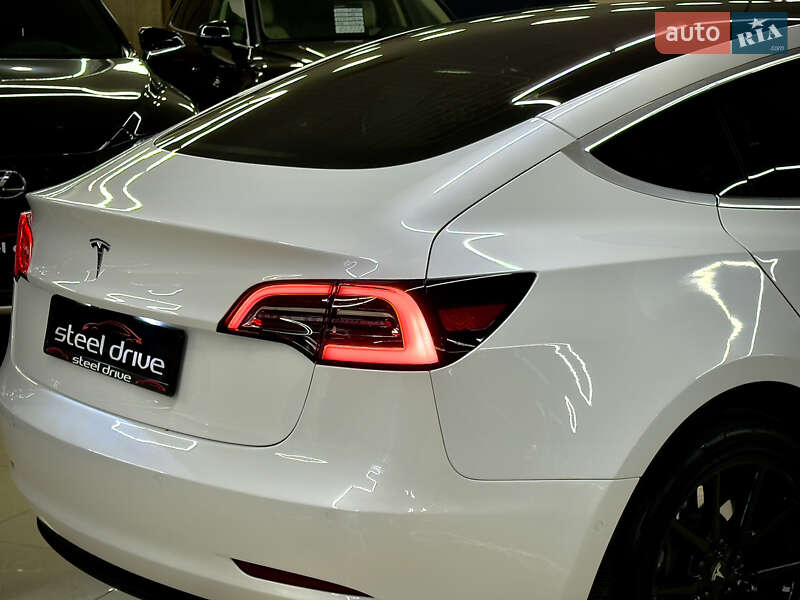 Седан Tesla Model 3 2020 в Николаеве фото 14 Седан Tesla Model 3 2020 в Николаеве