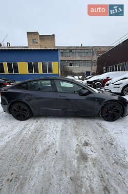 Седан Tesla Model 3 2024 в Киеве фото 7 Седан Tesla Model 3 2024 в Киеве