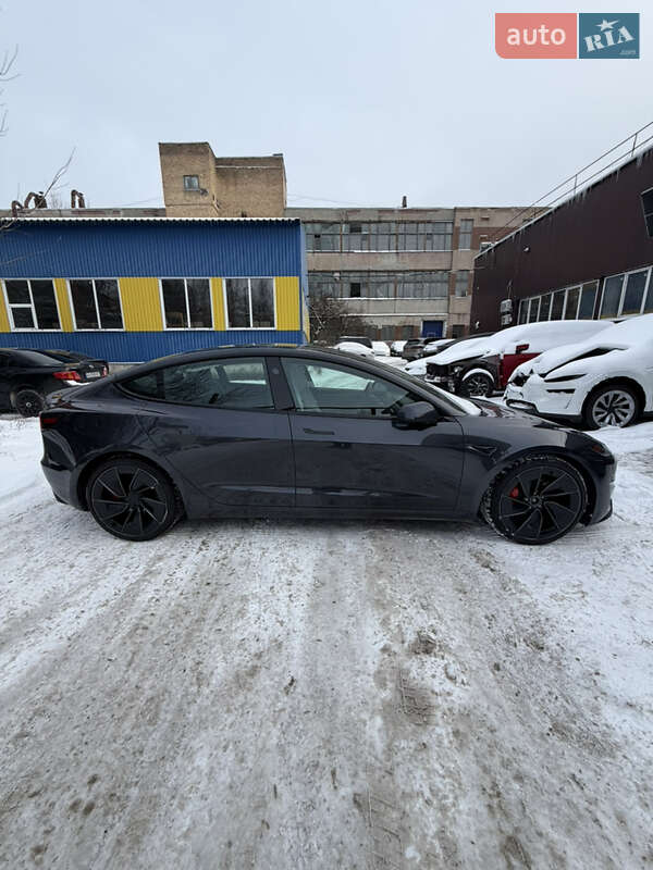 Седан Tesla Model 3 2024 в Киеве фото 7 Седан Tesla Model 3 2024 в Киеве
