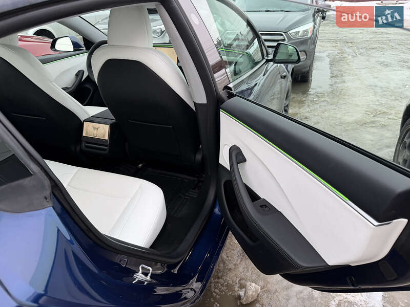 Седан Tesla Model 3 2024 в Львові фото 21 Седан Tesla Model 3 2024 в Львові