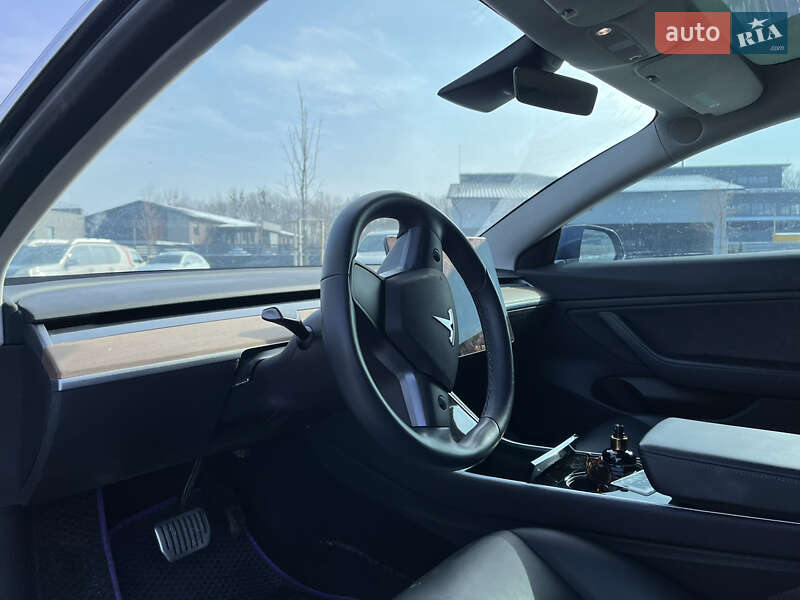 Седан Tesla Model 3 2019 в Львове фото 5 Седан Tesla Model 3 2019 в Львове