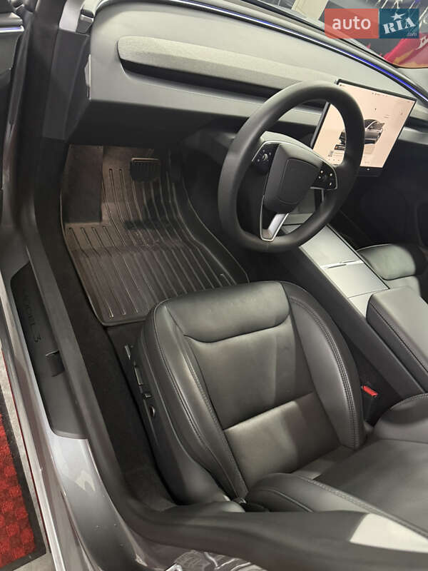 Седан Tesla Model 3 2025 в Харкові