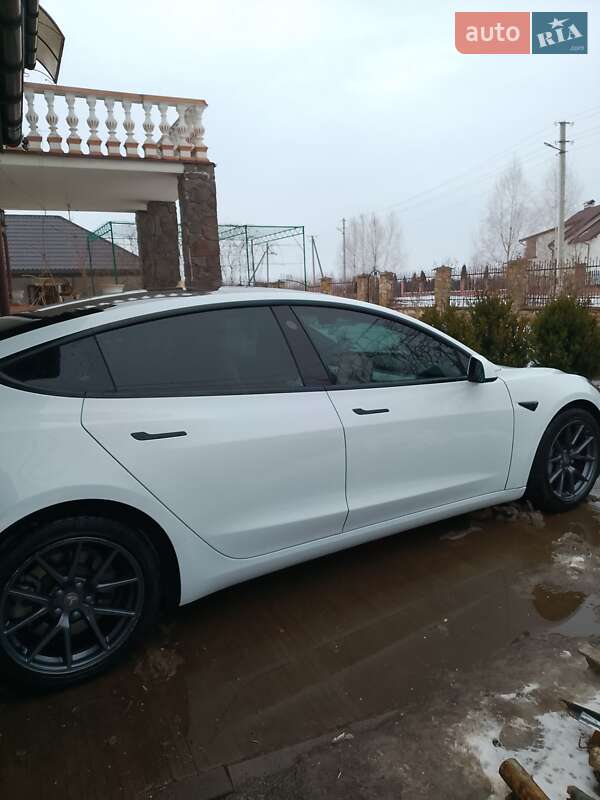 Седан Tesla Model 3 2022 в Ивано-Франковске фото 3 Седан Tesla Model 3 2022 в Ивано-Франковске