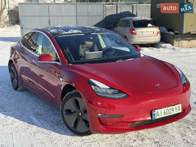 Седан Tesla Model 3 2020 в Киеве фото 5 Седан Tesla Model 3 2020 в Киеве