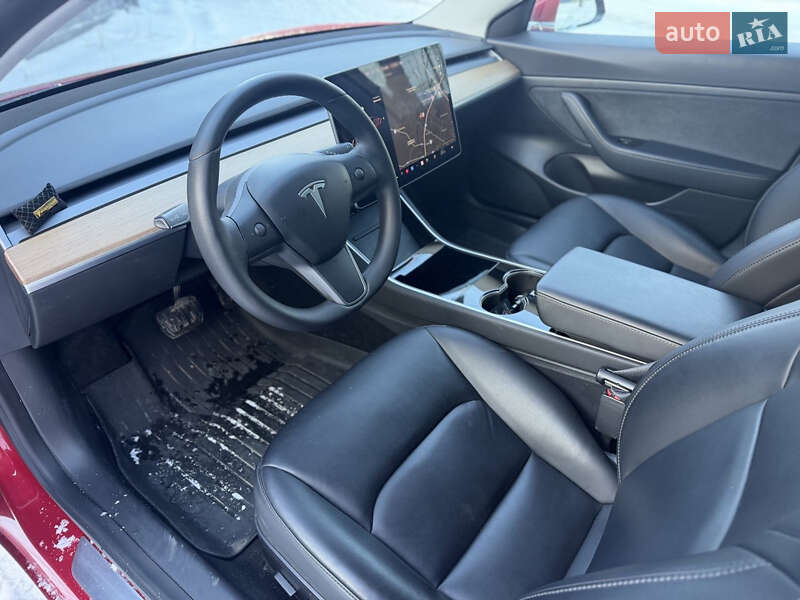 Седан Tesla Model 3 2020 в Киеве фото 13 Седан Tesla Model 3 2020 в Киеве