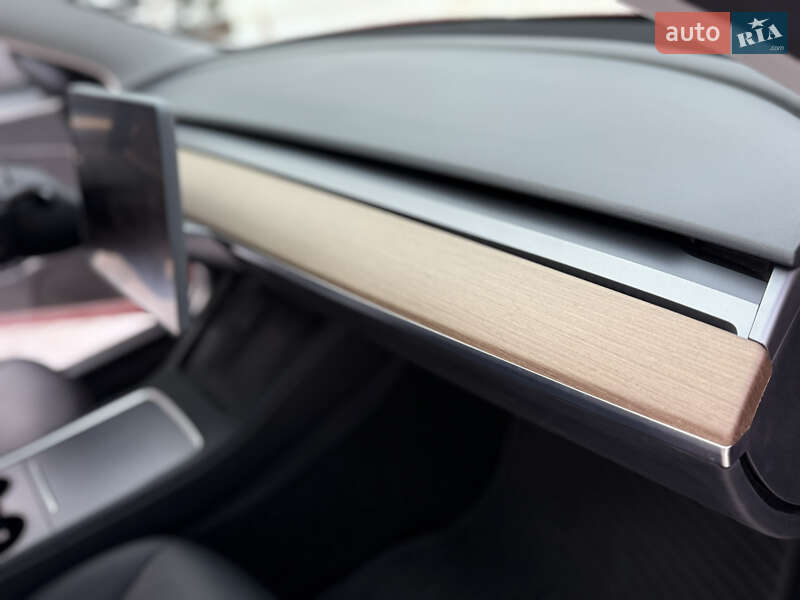 Седан Tesla Model 3 2020 в Києві фото 59 Седан Tesla Model 3 2020 в Києві