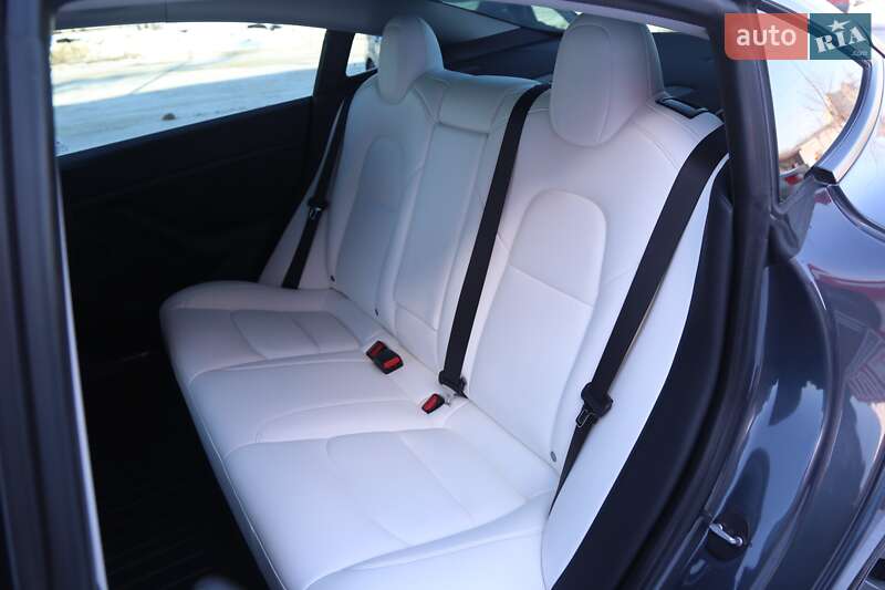 Седан Tesla Model 3 2021 в Киеве фото 10 Седан Tesla Model 3 2021 в Киеве