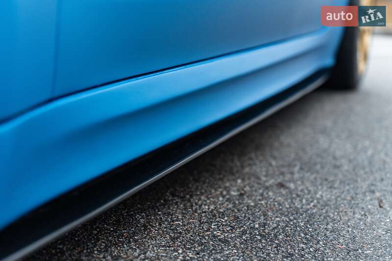 Седан Tesla Model 3 2018 в Киеве