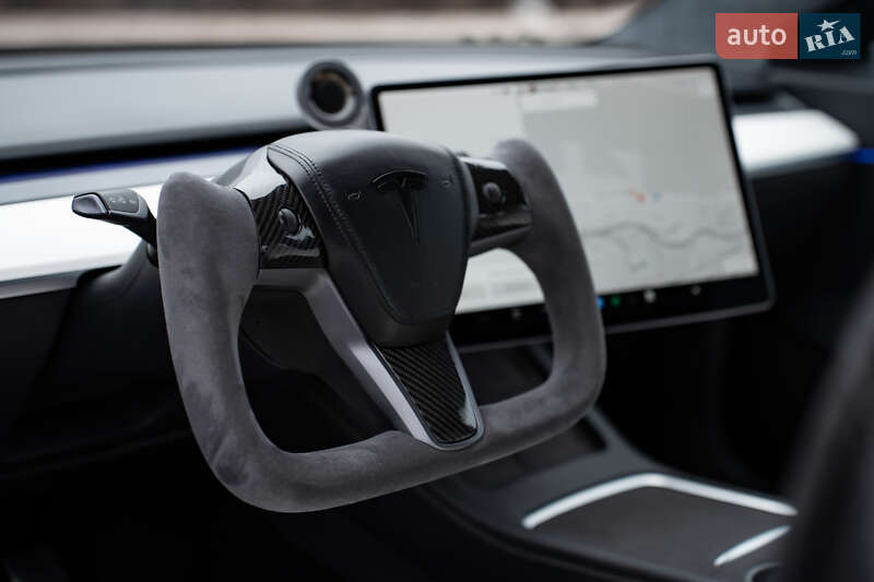 Седан Tesla Model 3 2018 в Киеве