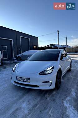 Седан Tesla Model 3 2019 в Луцке