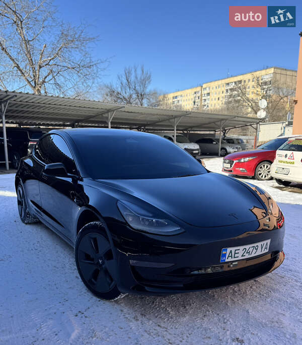 Седан Tesla Model 3 2021 в Днепре