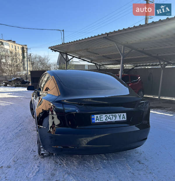 Седан Tesla Model 3 2021 в Днепре