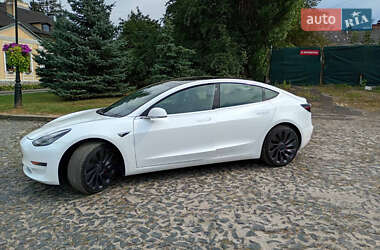 Седан Tesla Model 3 2020 в Виннице