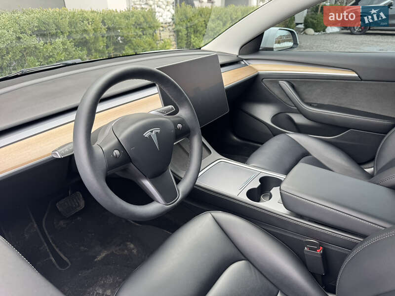 Седан Tesla Model 3 2023 в Стрию фото 29 Седан Tesla Model 3 2023 в Стрию