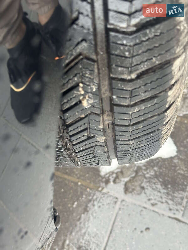 Седан Tesla Model 3 2022 в Львові