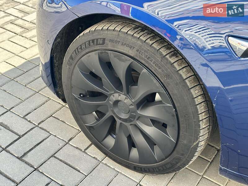 Седан Tesla Model 3 2018 в Одессе