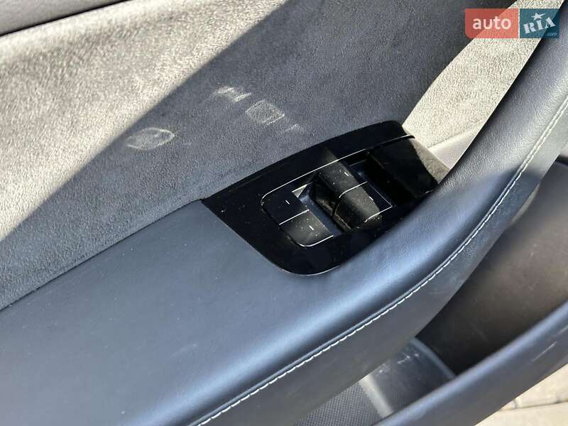 Седан Tesla Model 3 2018 в Одессе