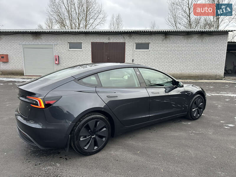 Седан Tesla Model 3 2024 в Дніпрі фото 5 Седан Tesla Model 3 2024 в Дніпрі