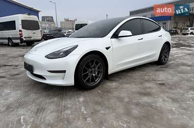 Седан Tesla Model 3 2023 в Києві