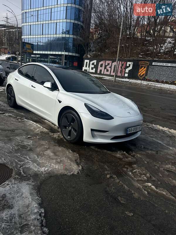 Седан Tesla Model 3 2022 в Києві фото Седан Tesla Model 3 2022 в Києві