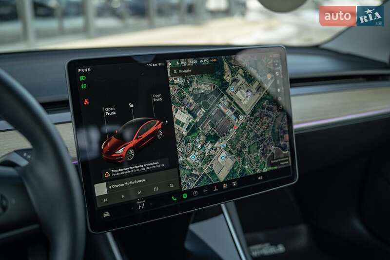 Седан Tesla Model 3 2018 в Чернівцях фото 25 Седан Tesla Model 3 2018 в Чернівцях