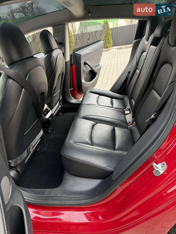 Седан Tesla Model 3 2022 в Одесі фото 17 Седан Tesla Model 3 2022 в Одесі