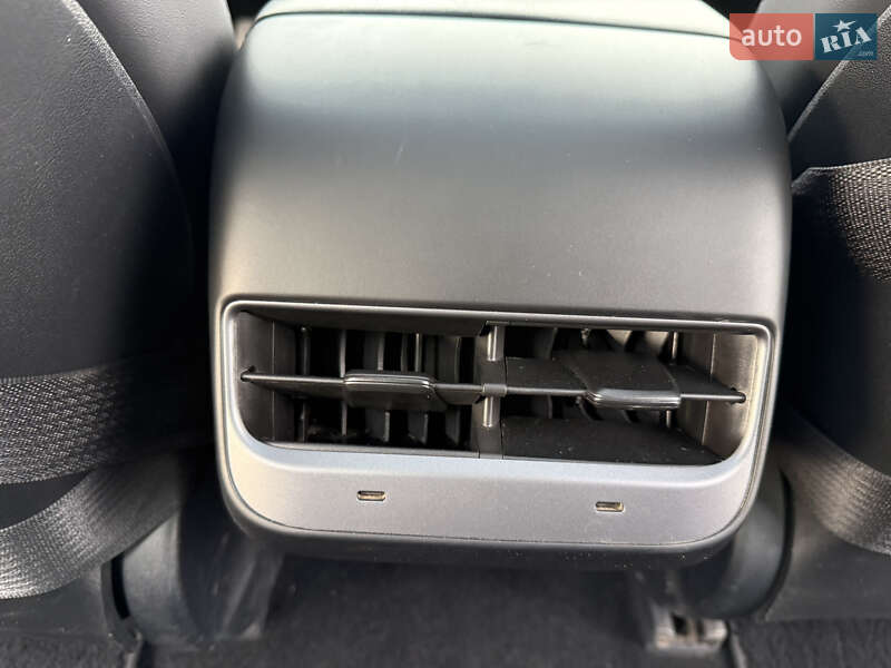 Седан Tesla Model 3 2022 в Одесі фото 26 Седан Tesla Model 3 2022 в Одесі