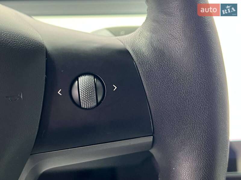 Седан Tesla Model 3 2022 в Одесі фото 15 Седан Tesla Model 3 2022 в Одесі