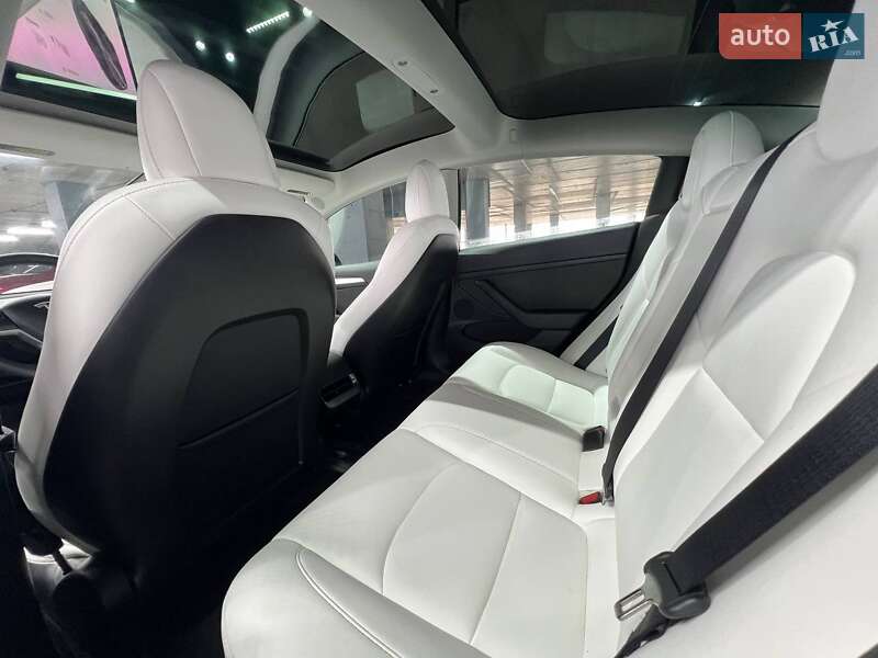 Седан Tesla Model 3 2022 в Одесі фото 25 Седан Tesla Model 3 2022 в Одесі