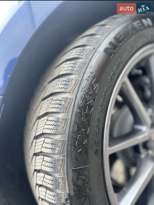 Седан Tesla Model 3 2022 в Днепре