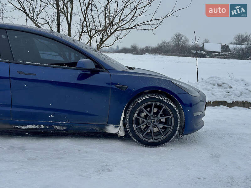 Седан Tesla Model 3 2020 в Киеве фото 2 Седан Tesla Model 3 2020 в Киеве