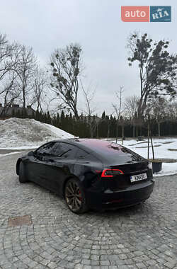 Седан Tesla Model 3 2018 в Львове